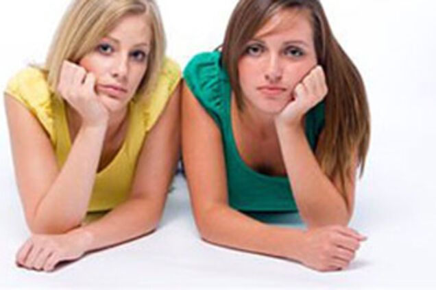 Главный источник женского стресса - близкие подруги