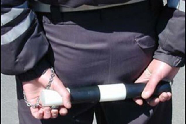 Гаишники жестоко избили прохожего из-за плохого настроения