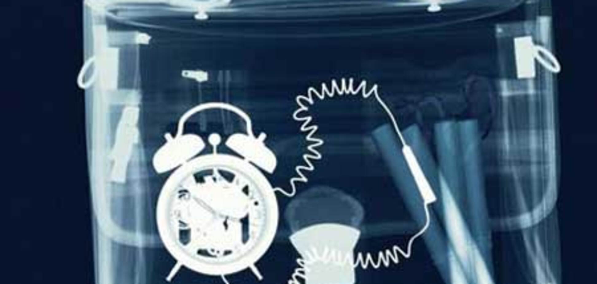 Бомба в аэропорту оказалась муляжом