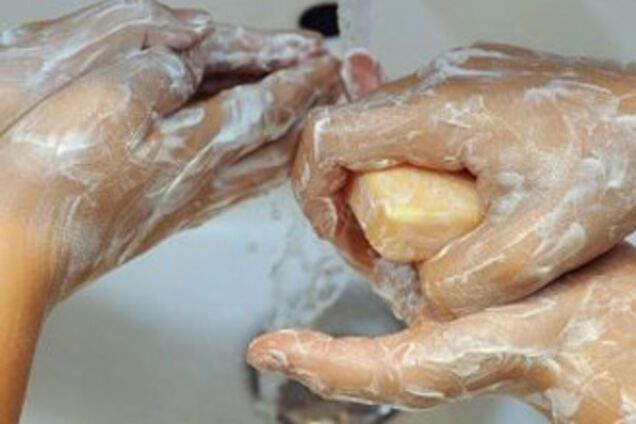 Неправильно вытертые руки не считаются помытыми