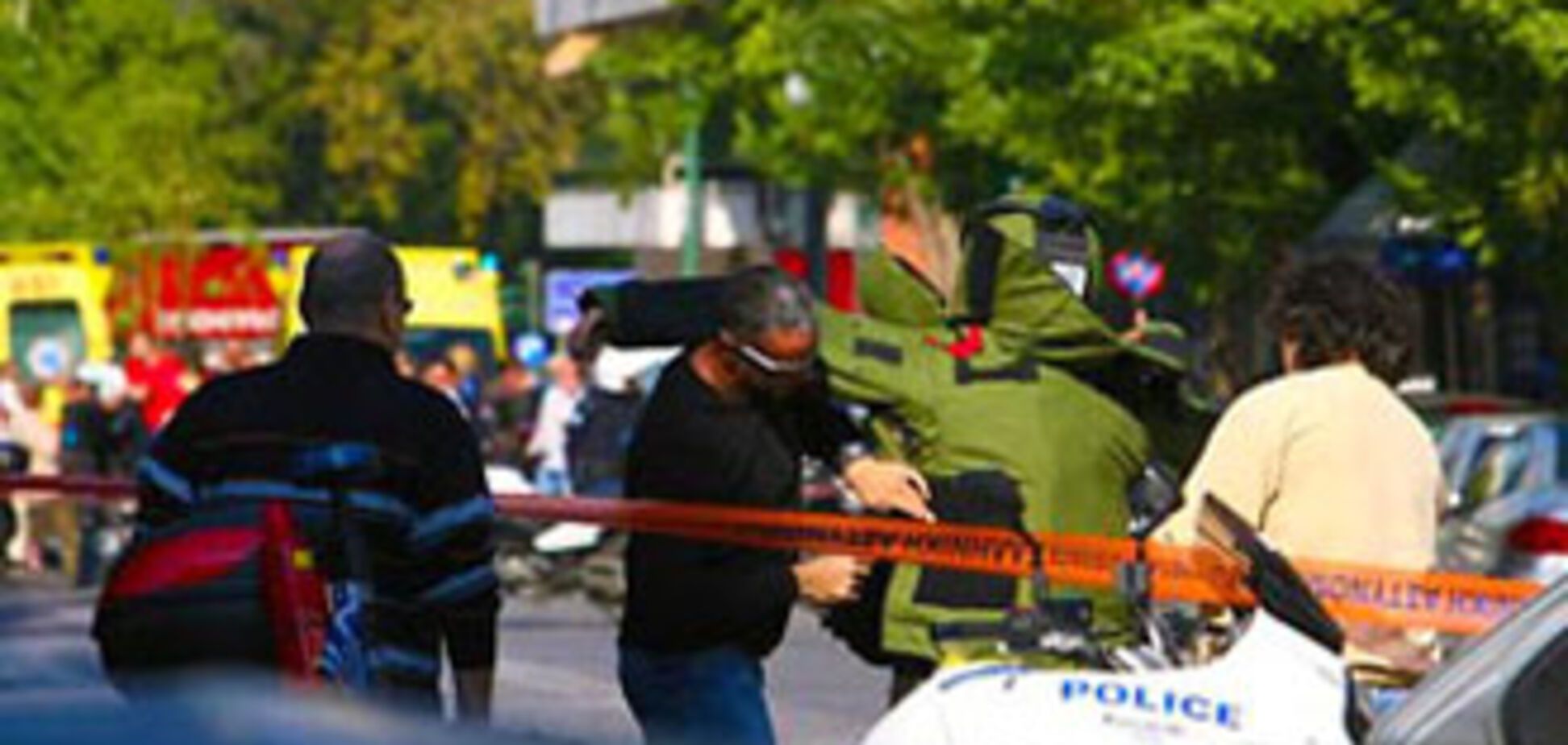 Взрывы в Афинах: у посольства Швейцарии, Болгарии и РФ