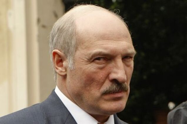 Лукашенко хоче від Росії безкоштовне зброю