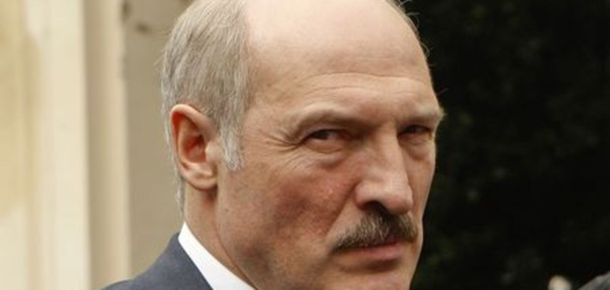 Лукашенко хоче від Росії безкоштовне зброю
