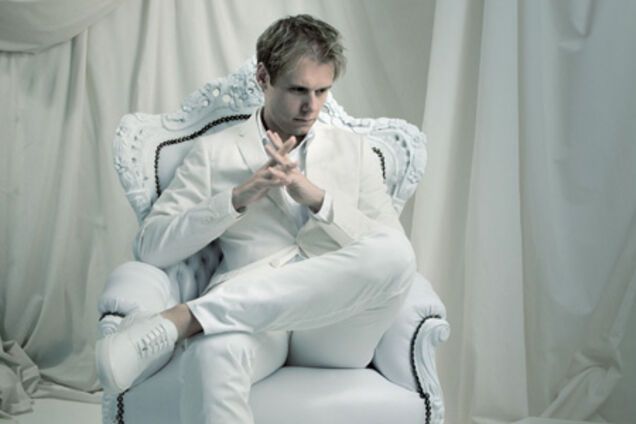 Промо-ролики Armin Only: Mirage в Киеве. Загляни в будущее!