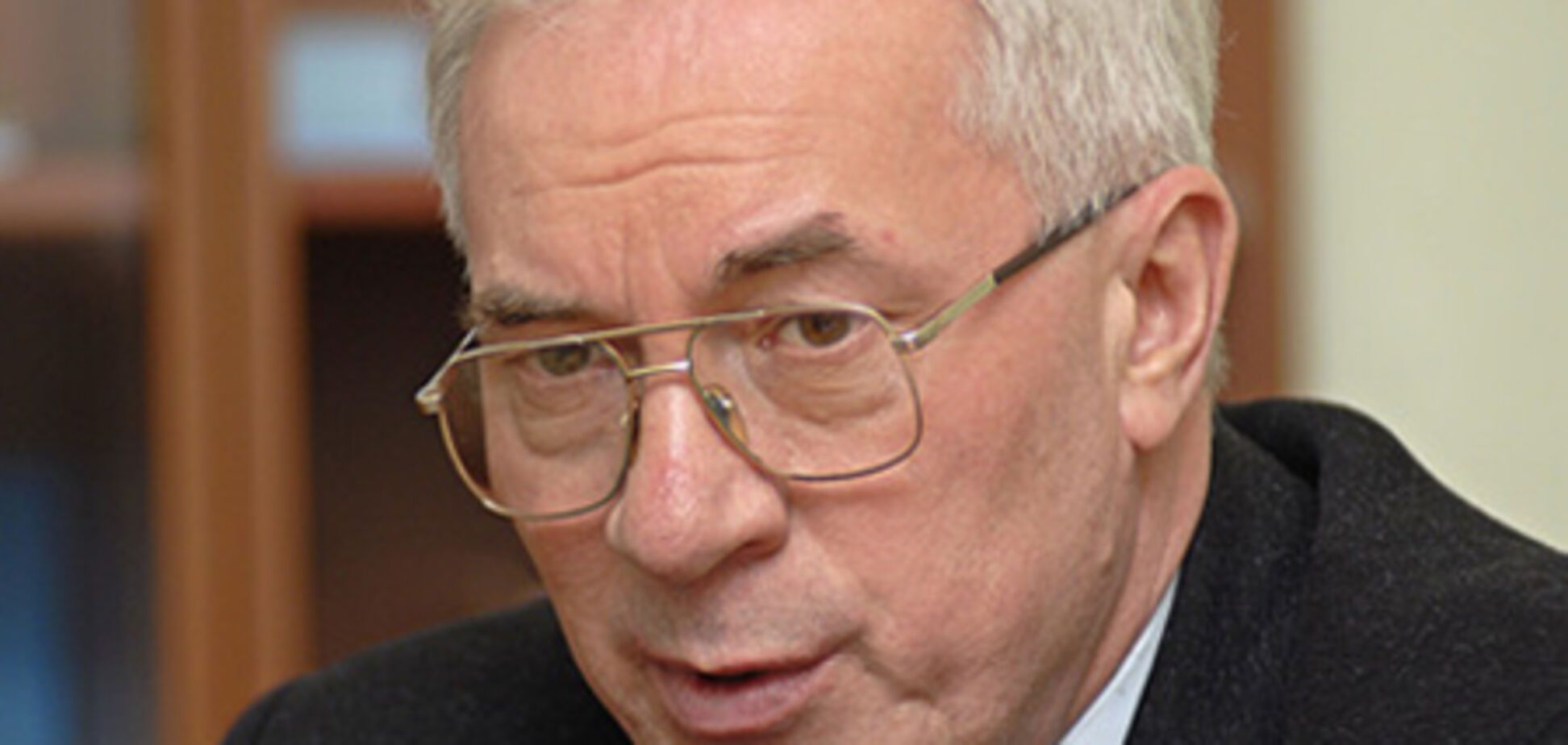 Азаров обещал учить египетских студентов за счет государства