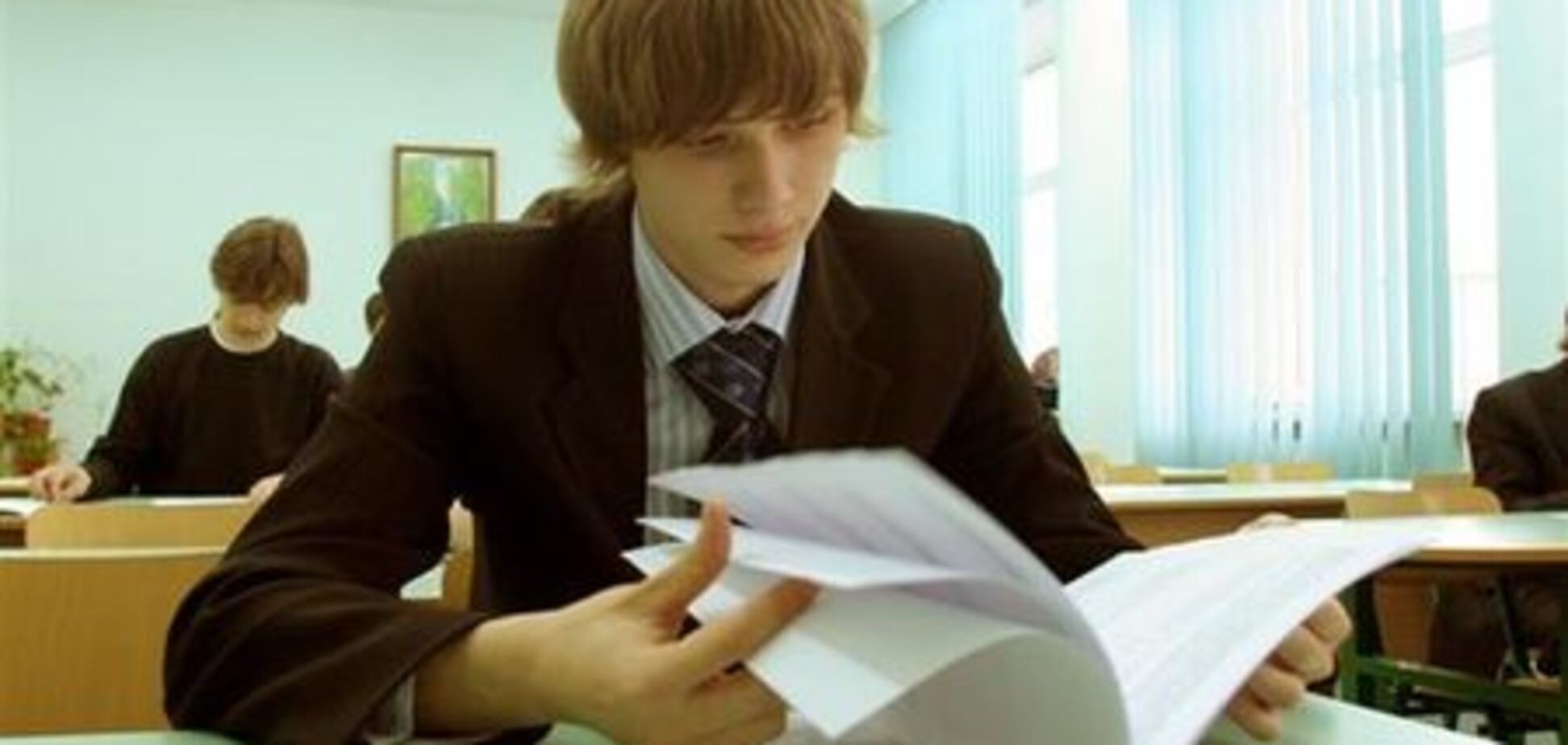 В Крыму хотят закрыть лишние школы