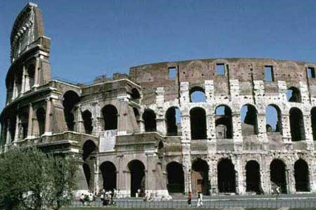 Протестующие студенты захватили Пизанскую башню и Колизей