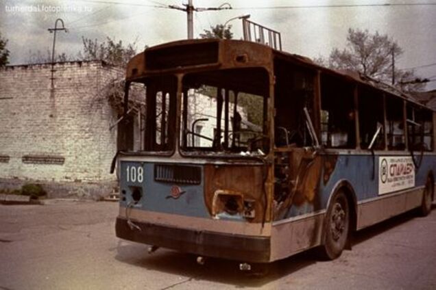 В Черкассах загорелся набитый пассажирами троллейбус