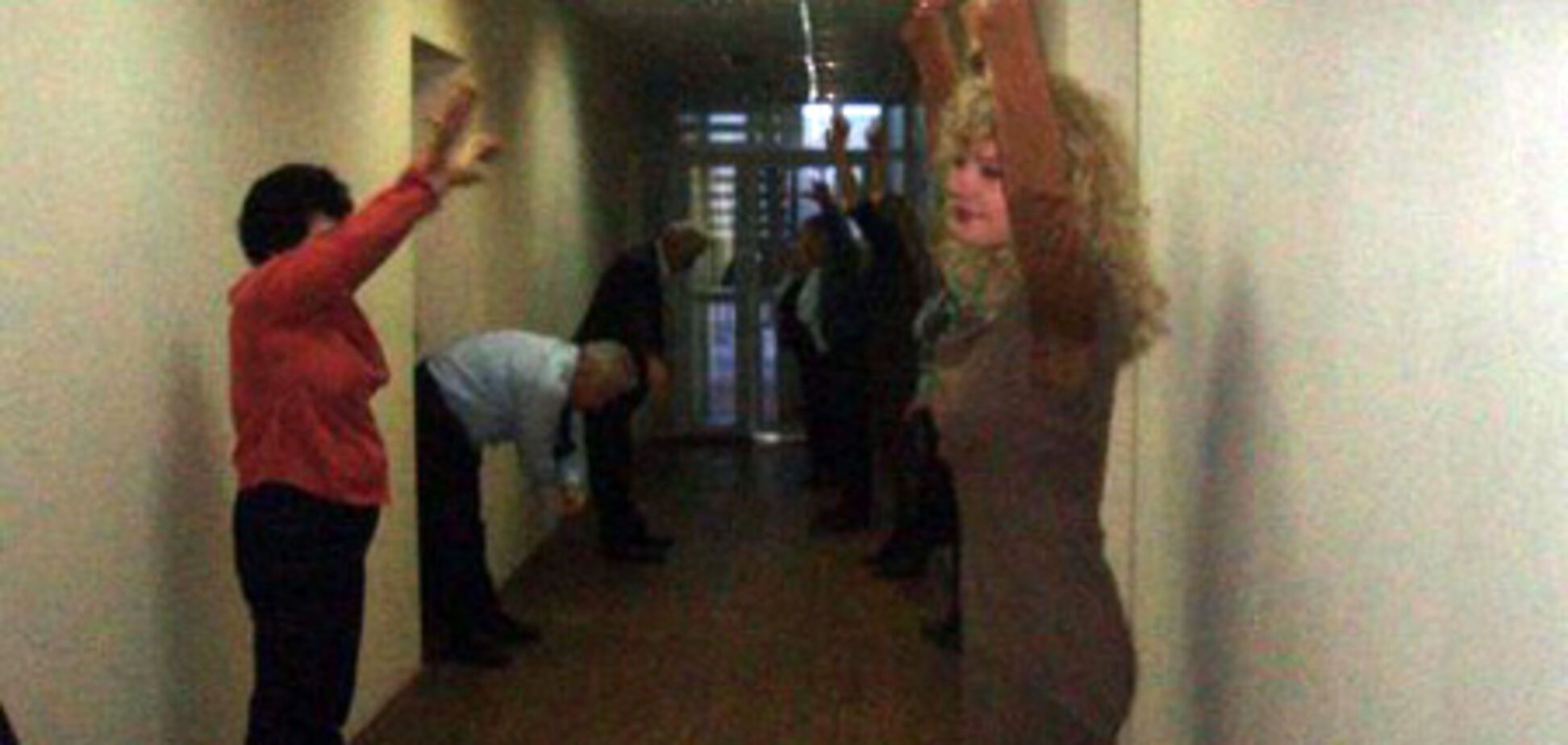 Мэр Мариуполя заставляет чиновников делать зарядку. ФОТО