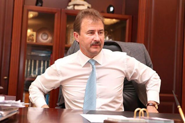 Попов запретил опаздывать на работу и разрешил короткие юбки