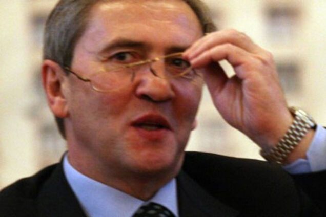 Черновецький безкоштовно роздавав історичні особняки