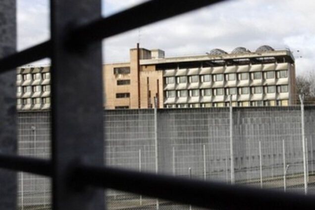 Швейцария решила избавляться от иностранных преступников