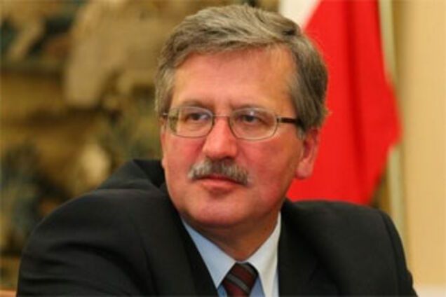 Коморовский доволен, что Россия признала преступления Катыни