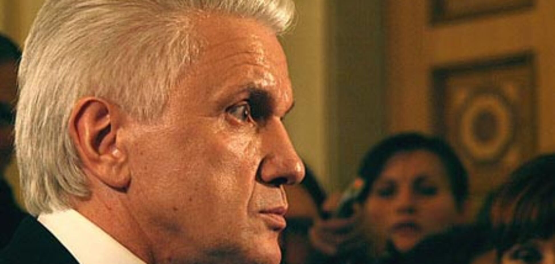 Литвин: бюджет-2011 будет принят на внеочередной сессии