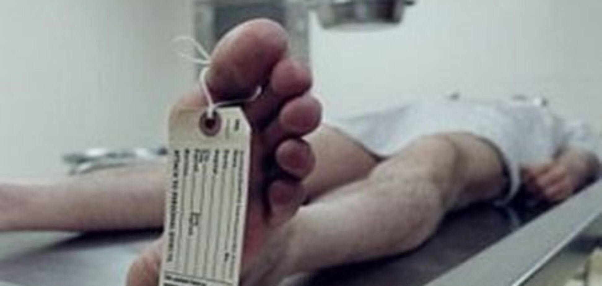 На Донбассе стена школы раздавила рабочего