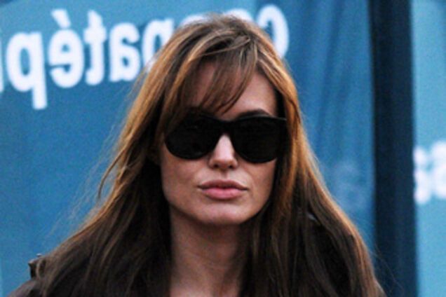 Боснийские женщины обиделись на Анджелину Джоли