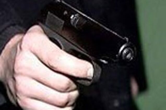 19-летняя девушка заказала убийство мамы и брата