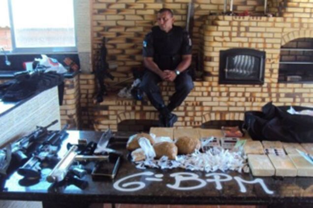 Дом наркобарона в Рио-де-Жанейро