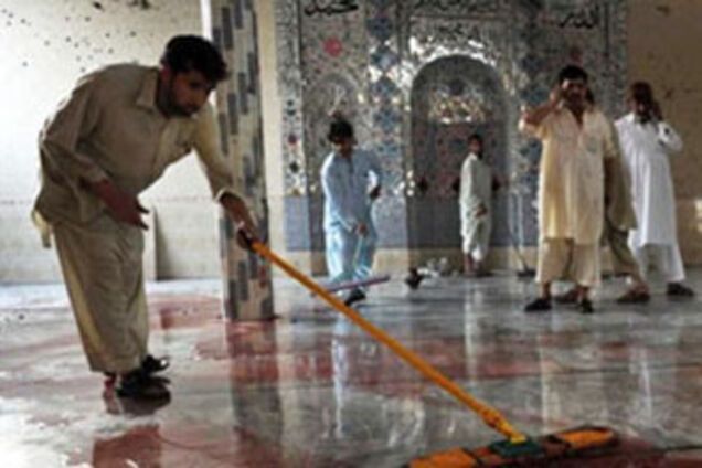 Количество жертв взрыва в Пакистане достигло 50 человек