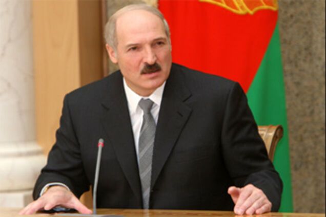 Лукашенко не даст никому 'наклонить' Беларусь