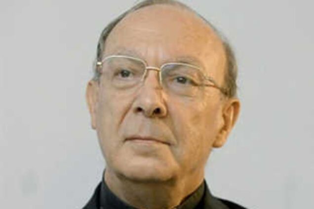 В бельгийского архиепископа запустили тортом