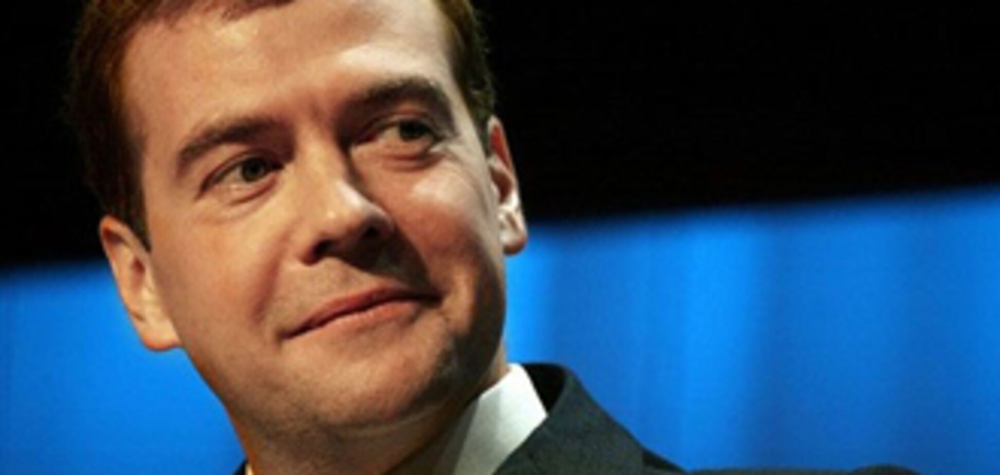 Медведева двигают на второй президентский срок