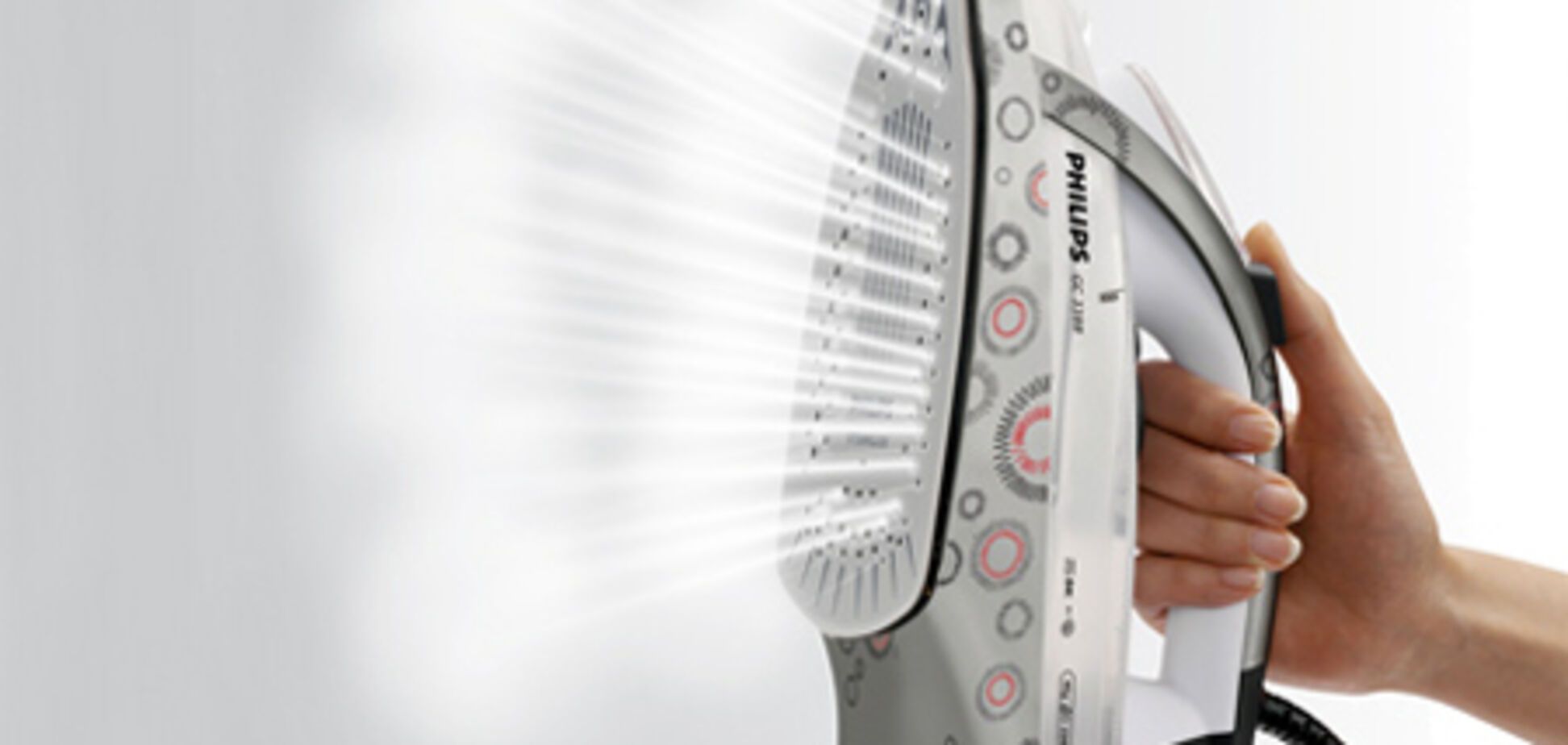 Воспитательница прижигала детей раскаленным утюгом