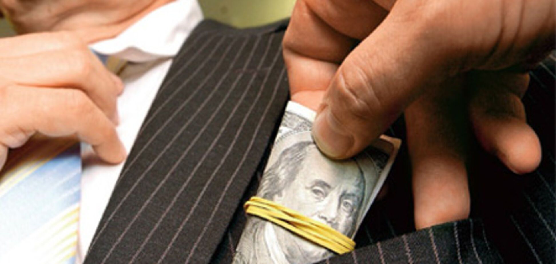 Корупційний скандал позбавить Чехію уряду