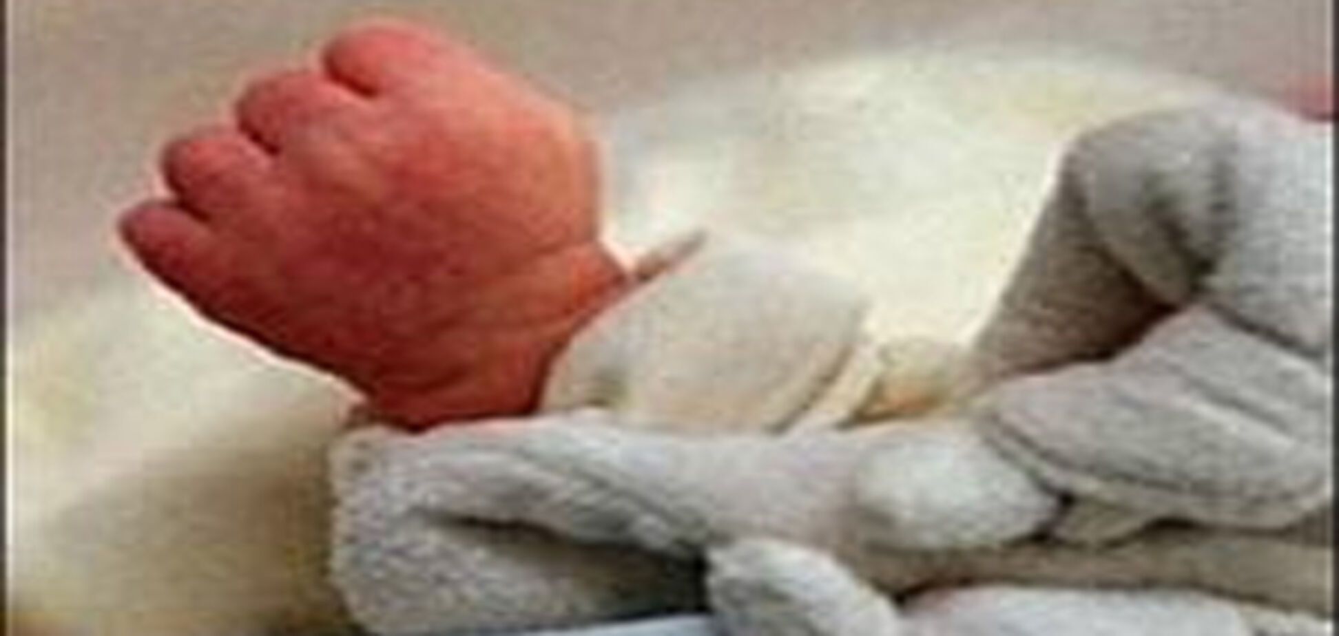 Мать, дочь которой задушила младенца, предстанет перед судом