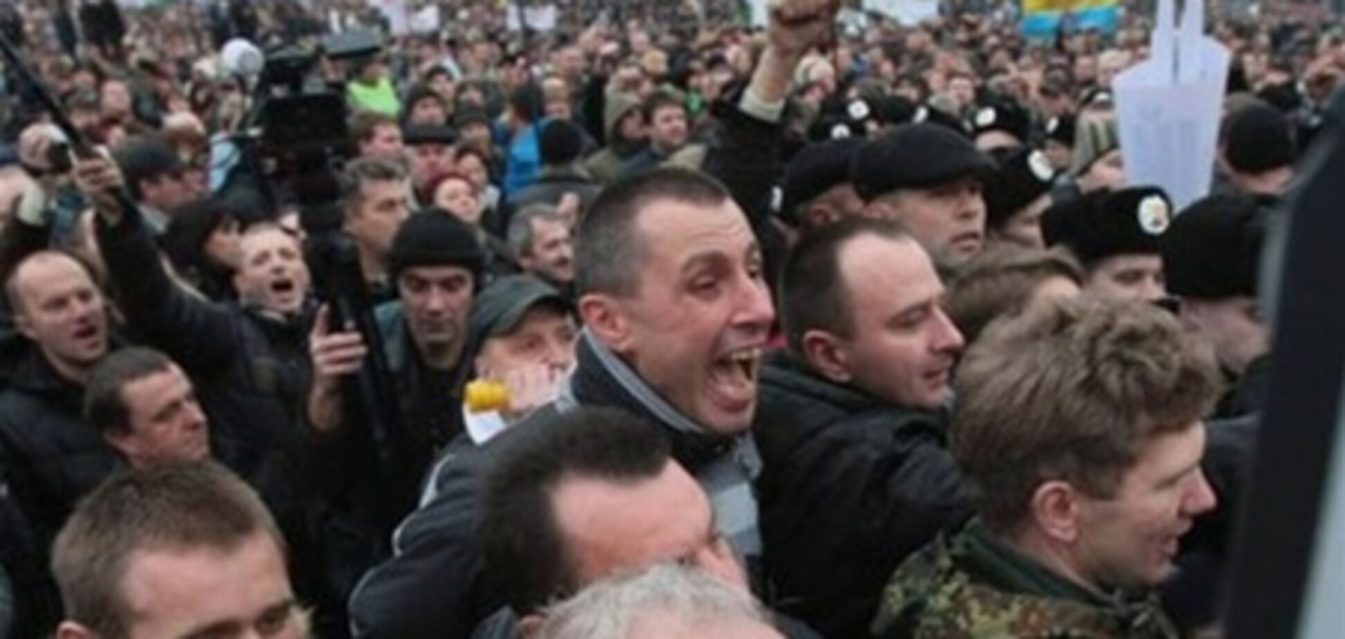 Арестованы три участника митинга против налогового кодекса