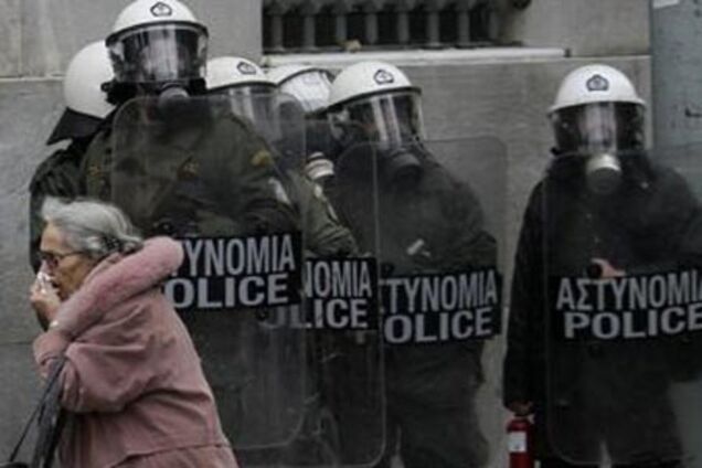 В Афинах подорвали здание суда