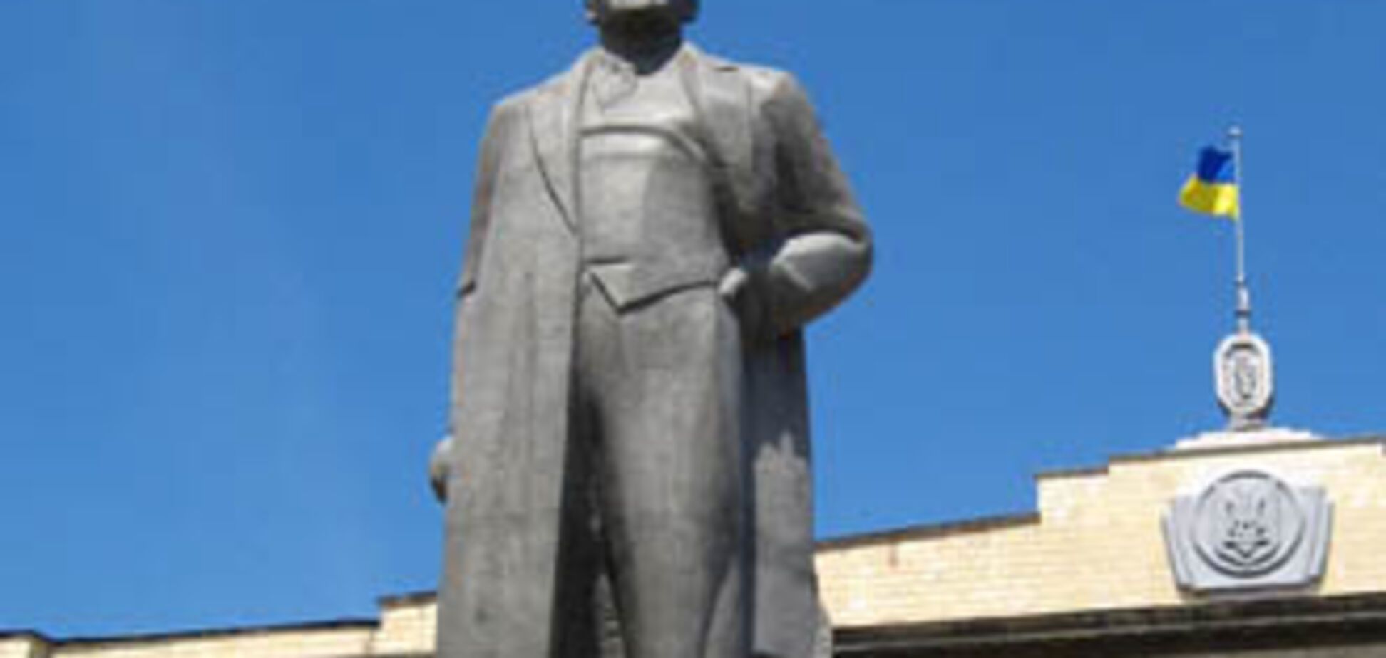 На Волині обезголовили пам'ятник Леніну