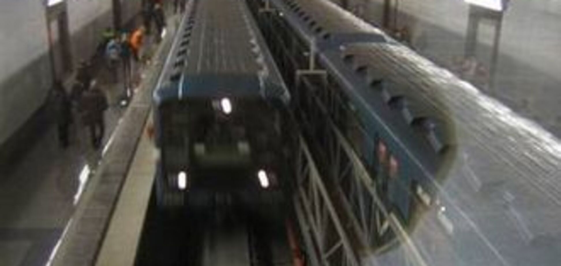 У вашингтонському метро зіткнулися два потяги