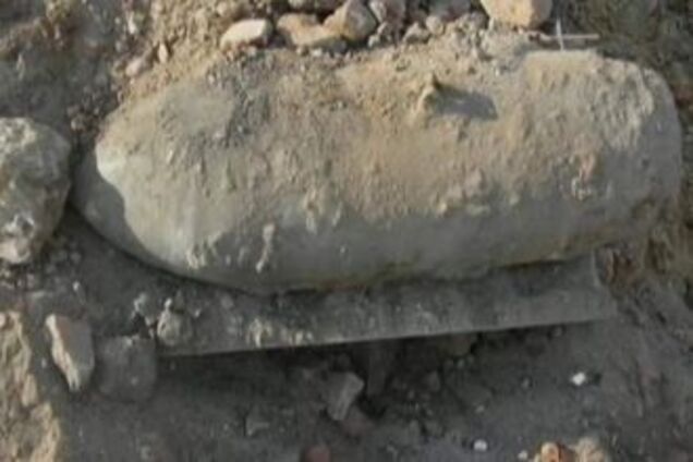 Авиабомба времен войны 'эвакуировала' 20 тысяч студентов