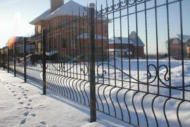 Одеські злодії забрали огорожу комунального підприємства