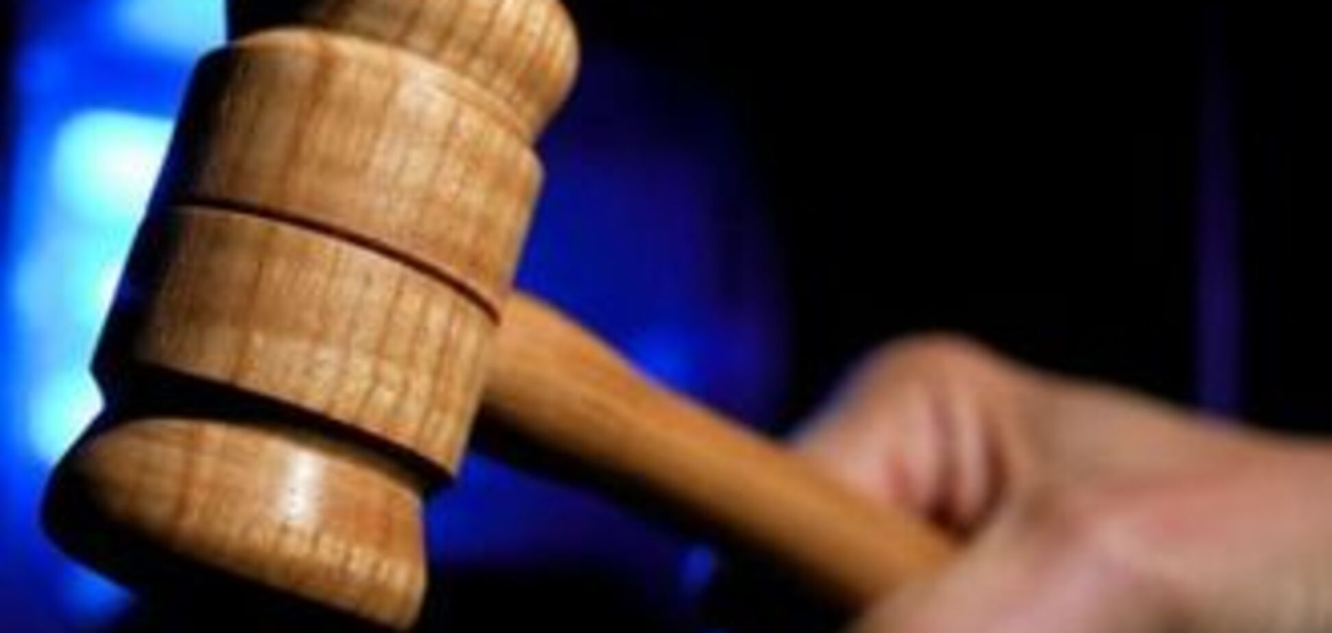 Студент сбросил с моста трехмесячную дочь