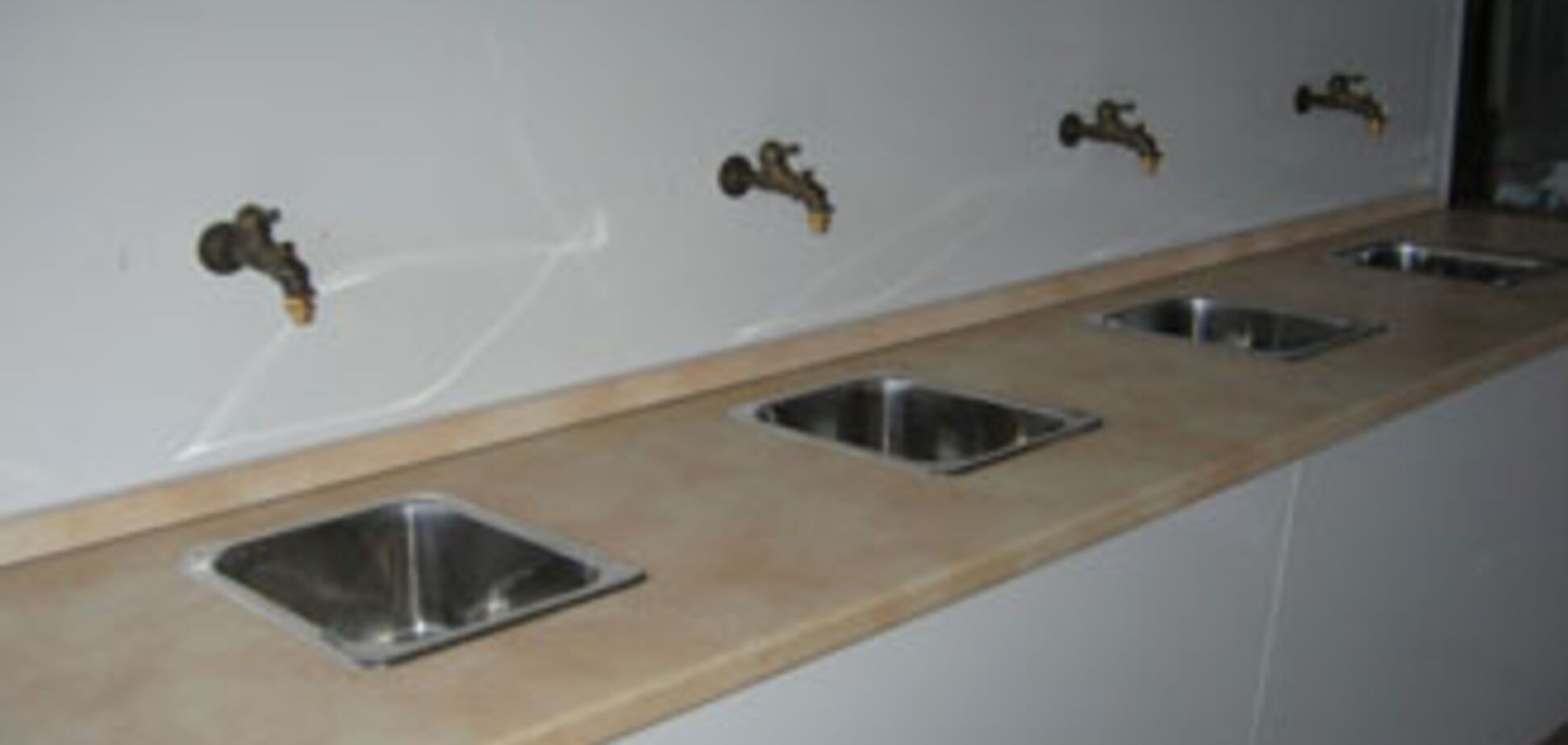 В Сумах уже сутки нет воды