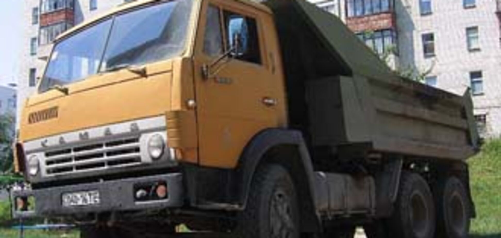 Грузовик врезался в автобус с шахтерами, есть жертвы