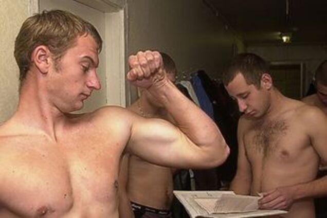 Хлопчиків запишуть в армію вже з колиски