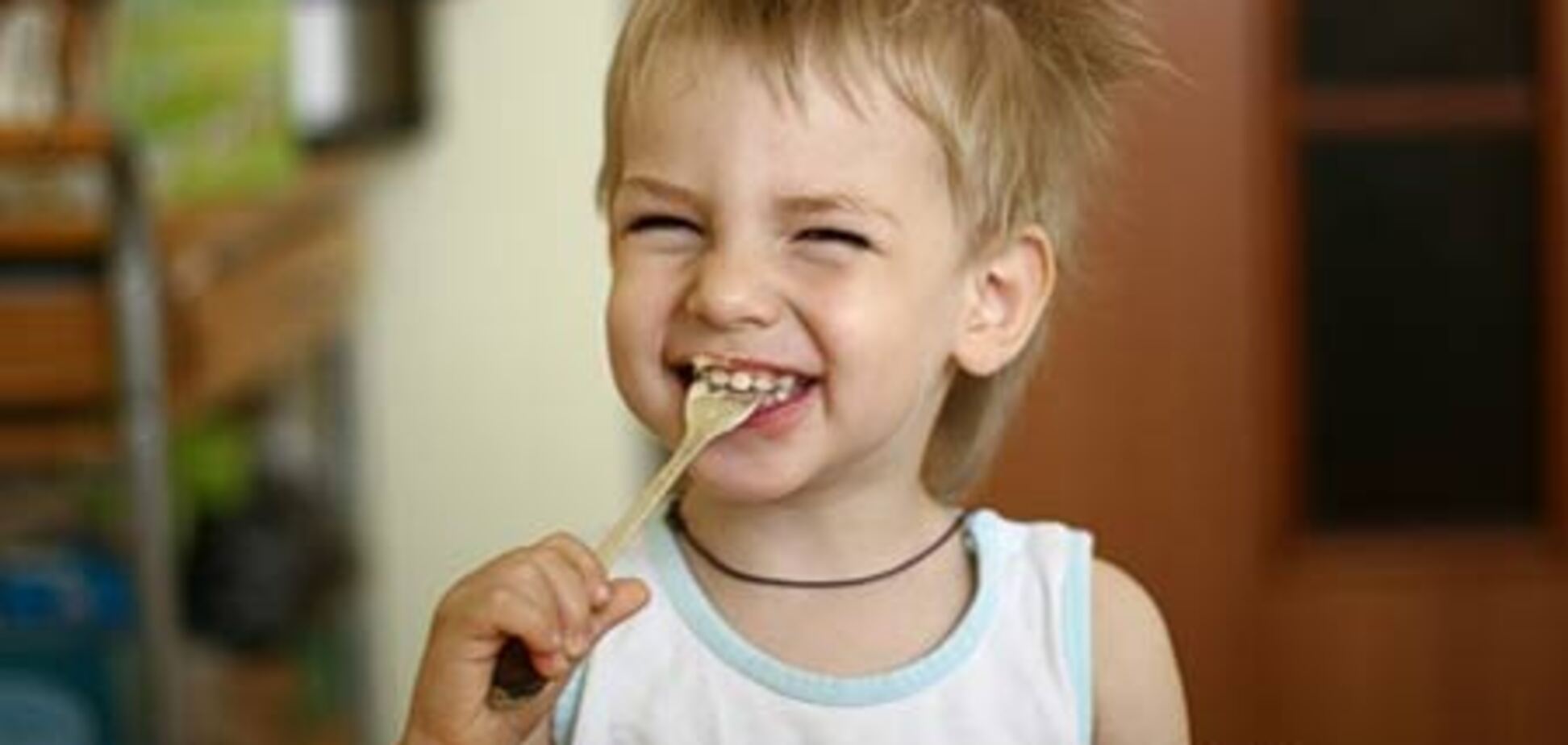 Родители вредят детям, требуя оставлять тарелки чистыми