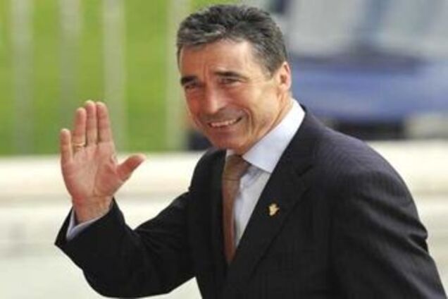 НАТО пока не отказывается от Украины и Грузии