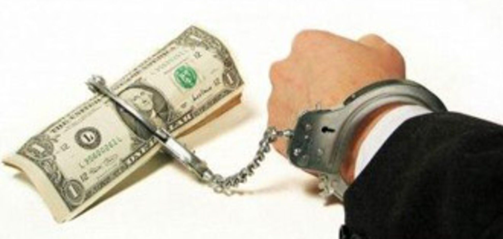 Мужчина снес свой дом, чтобы не отдавать его банку