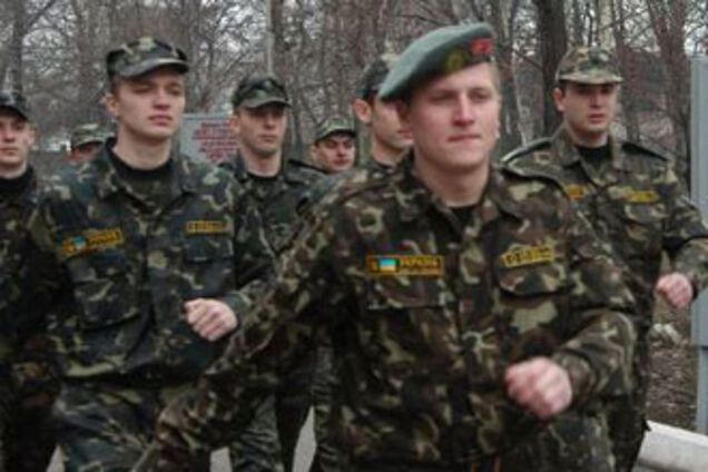 Лидеры государства отметились в День защитника Отечества