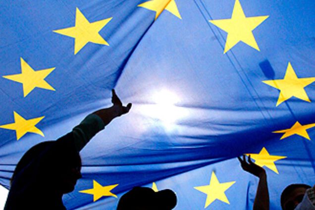 Янукович терміново пробив Україні членство в ЄС