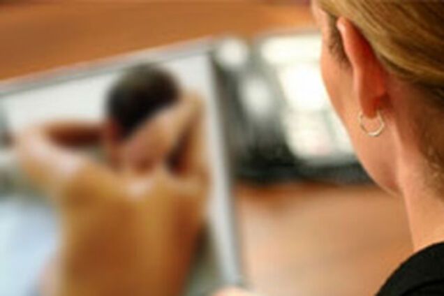 Вчителька отруїлася, побачивши себе голою в Інтернеті