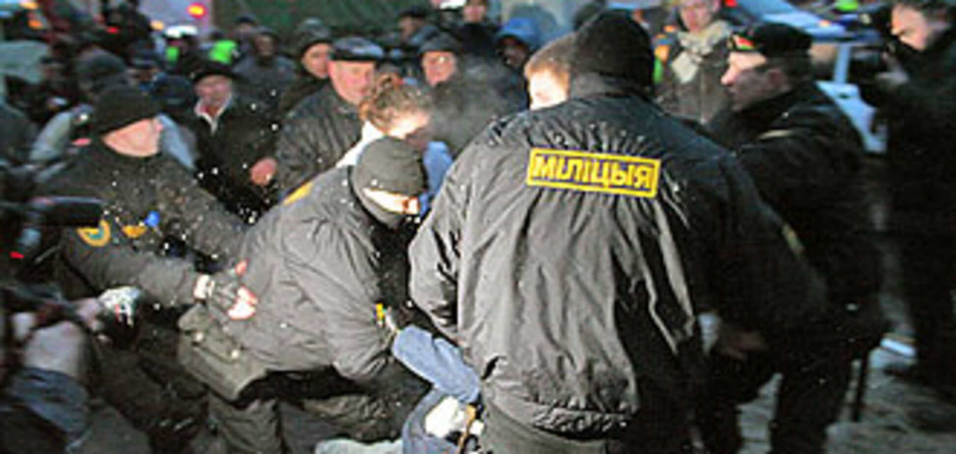 В Минске милиция штурмует телеканал