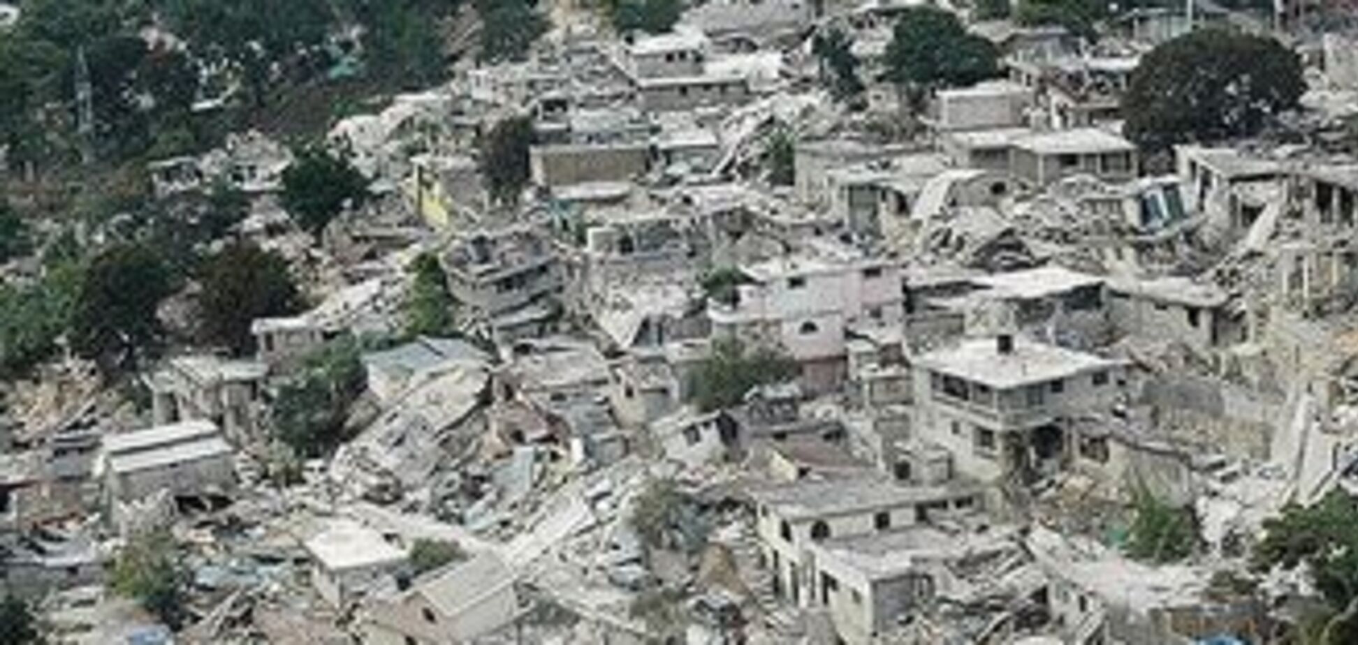 Жители столицы Гаити пытаются вернуться в город