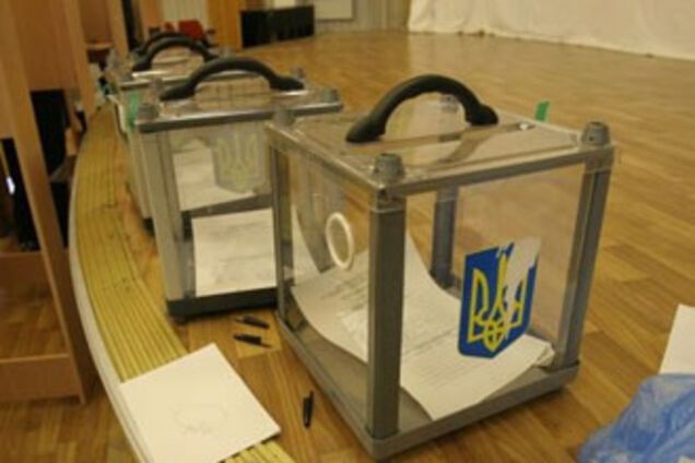 Проголосувати запрошують мертвих і іноземців