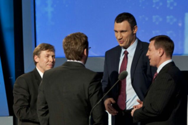 Війна мов у Шустера. ФОТО