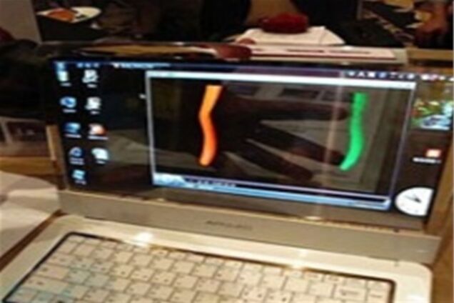 Samsung подумывает о выпуске ноутбука с прозрачным экраном